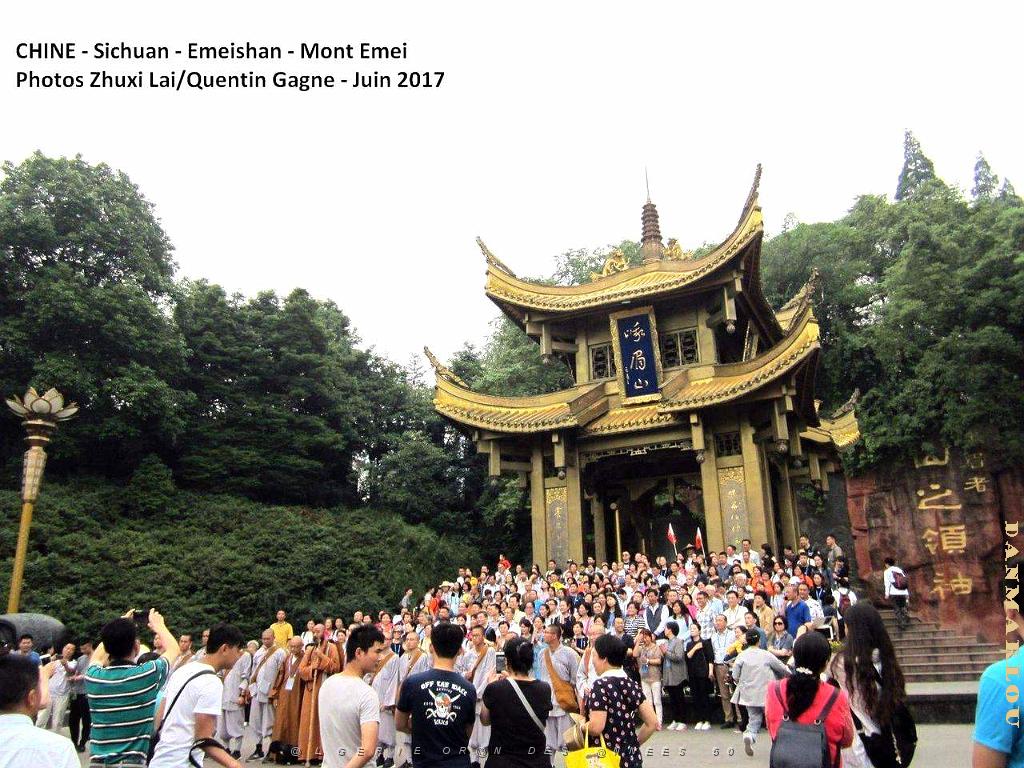 Emeishan 045.JPG